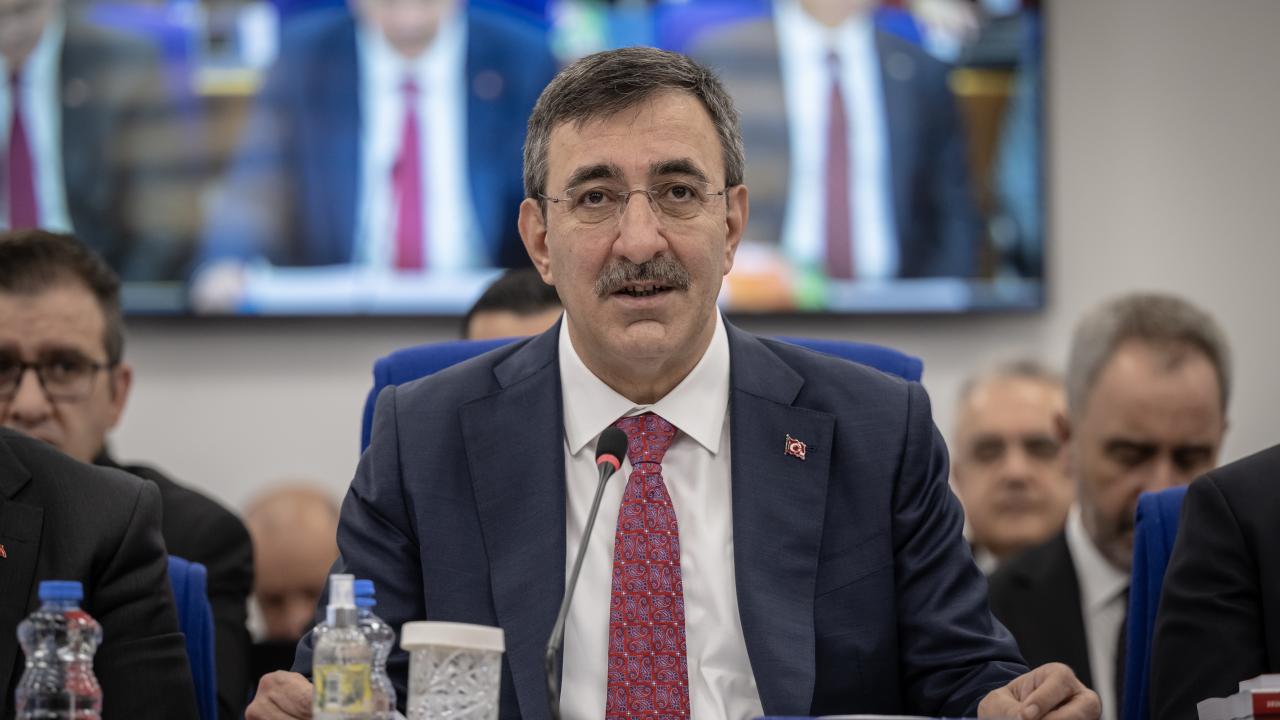 Cumhurbaşkanı Yardımcısı Yılmaz: İşsizliğin 2028'de yüzde 7,8 seviyesine ulaşmasını öngörüyoruz