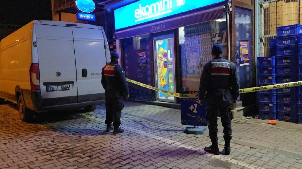 Bursa'da iş yerine düzenlenen silahlı saldırıda 2 kişi yaralandı