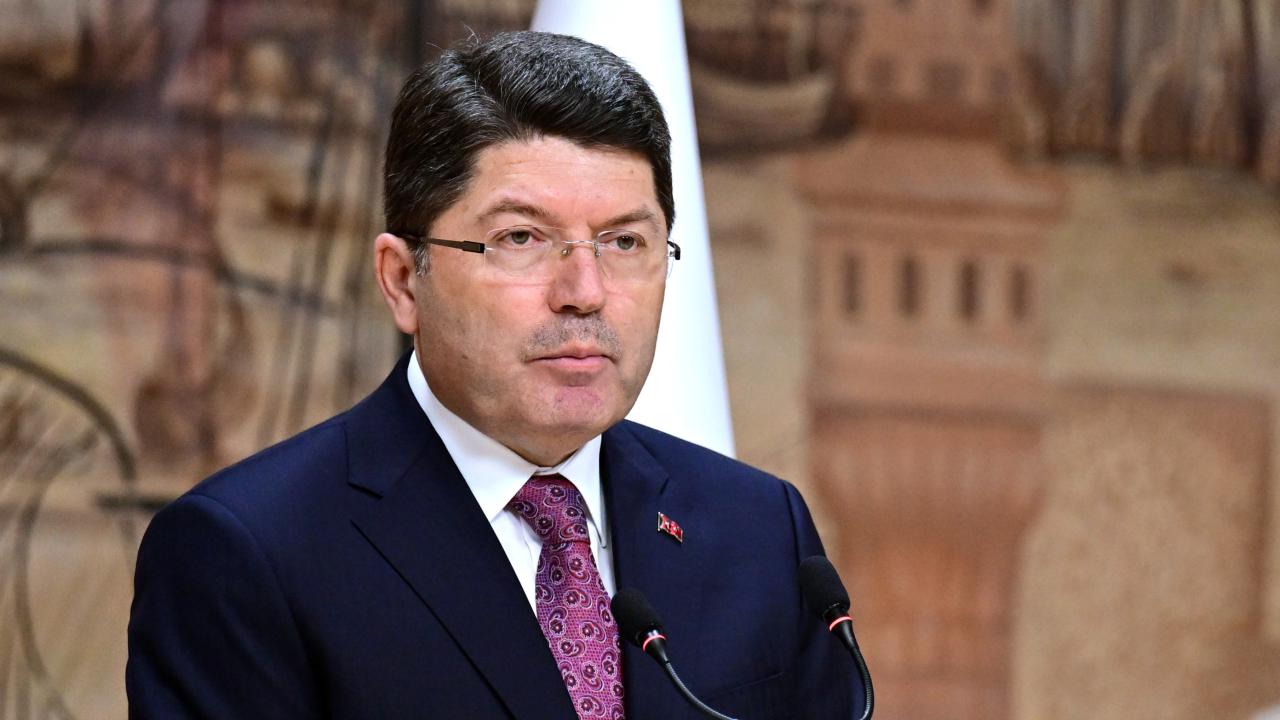 Adalet Bakanı Tunç, Atlas'ın ailesiyle görüştü